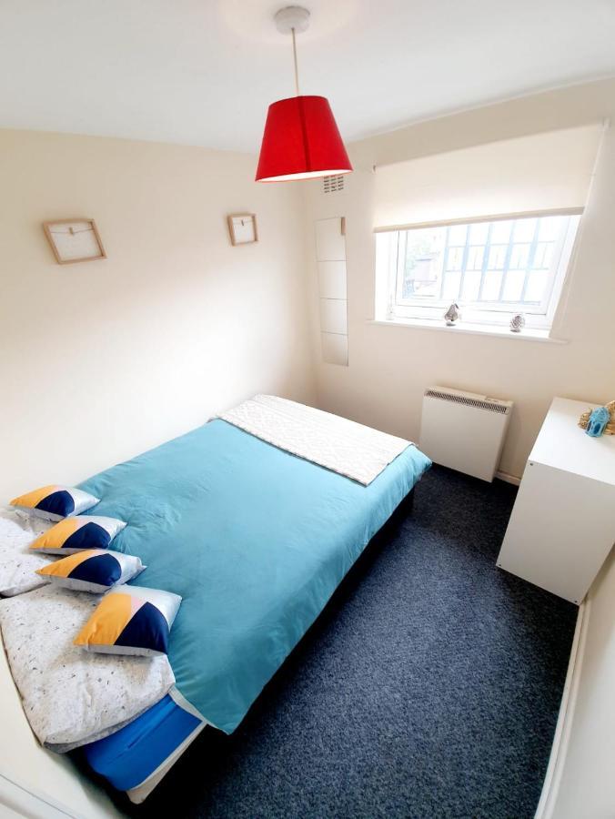 Rayleigh Town Centre 3 Bedroom Apartment Extérieur photo